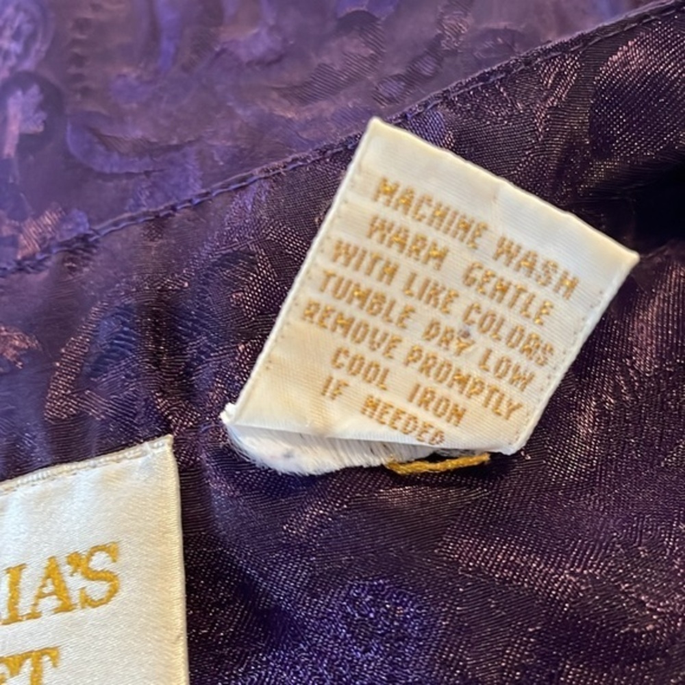 Victoria’s Secret Gold Label Vintage Purple Paisley Night Shirt Gown Size Small - Picture 4 of 6